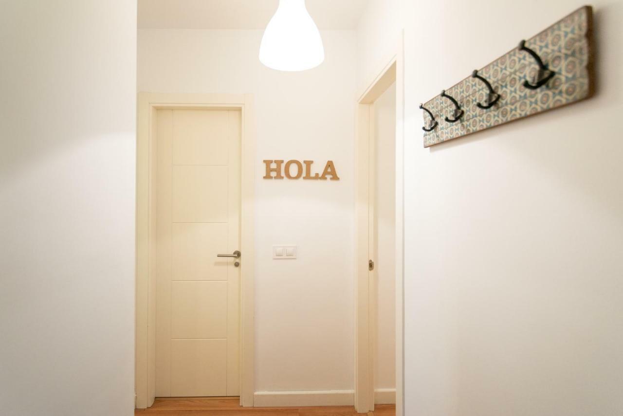 Homely Malaga Plaza Montano Exterior photo